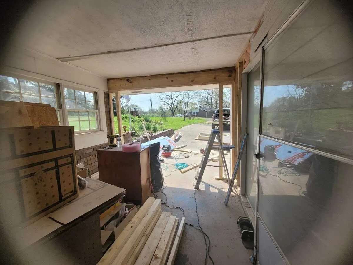 Air movers and dehumidifier for Water Mitigation Services in Murillo